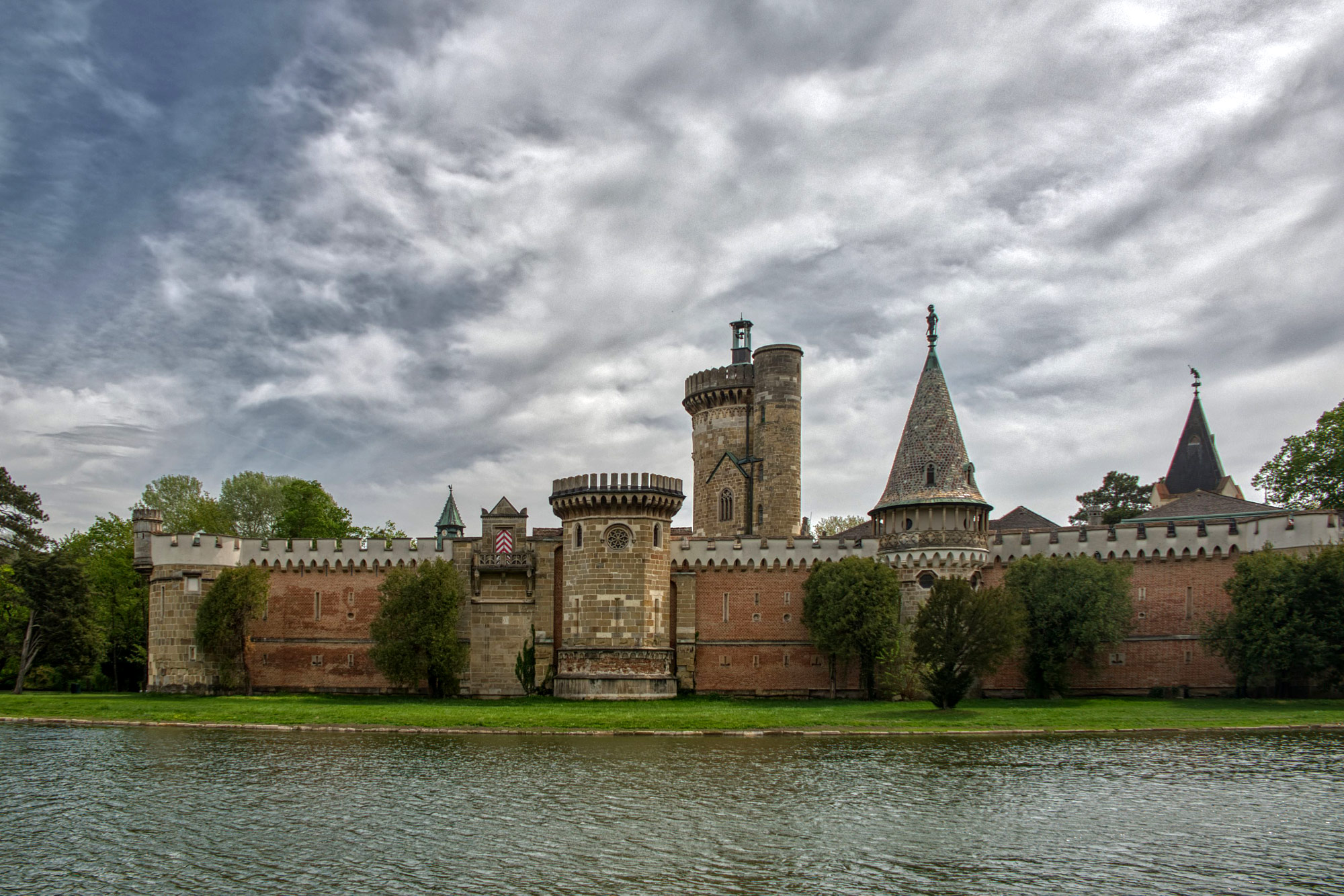 Laxenburg (Photo license: CC BY 2.0)